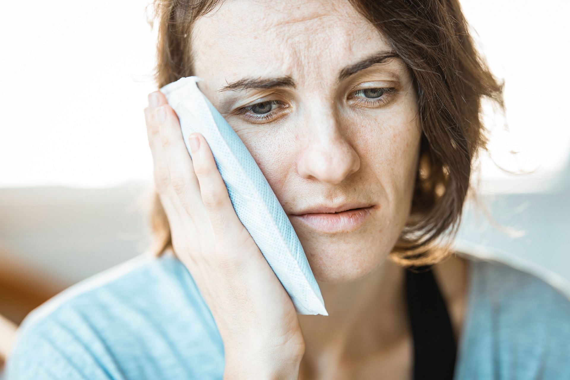 CTS may be painful. (Image via Unsplash/ Engin Akyurt)